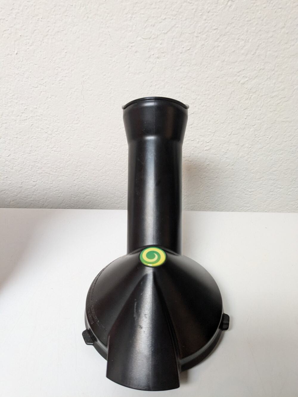 Yonanas Frozen Treat Maker Black Outer Chute Replacement Part Model IC0988BK13